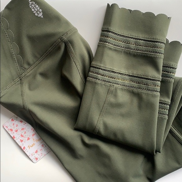 FP Movement Genesis High Waisted Crop Leggings - Picture 3 of 8